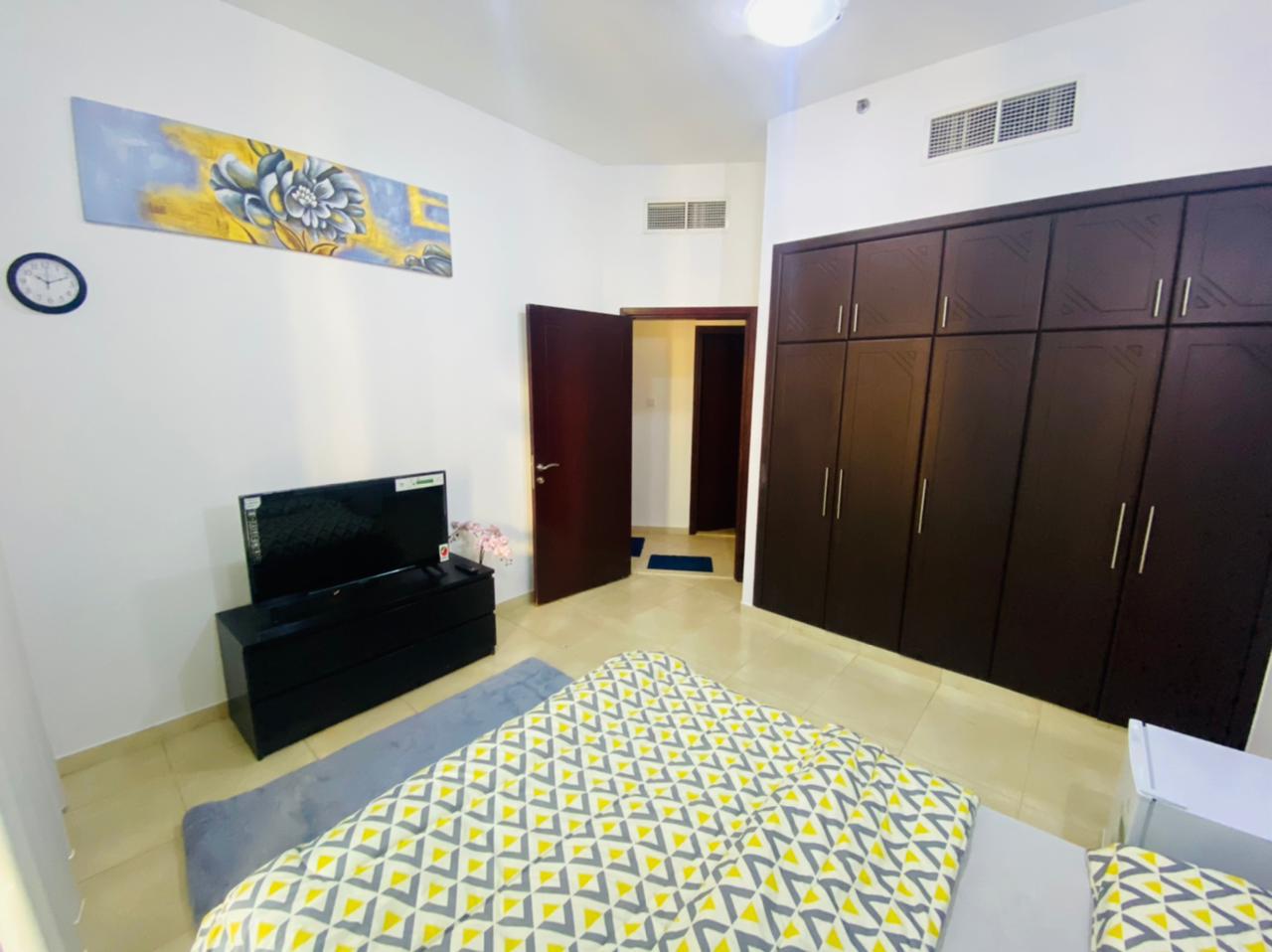 Fully furnished Executive master Room for monthly / daily rental at Barsha Heights (Tecom)